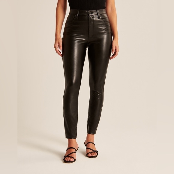 Abercrombie and Fitch Curve Love Vegan Leather High Rise Skinny Pant Black 34L - Picture 3 of 13
